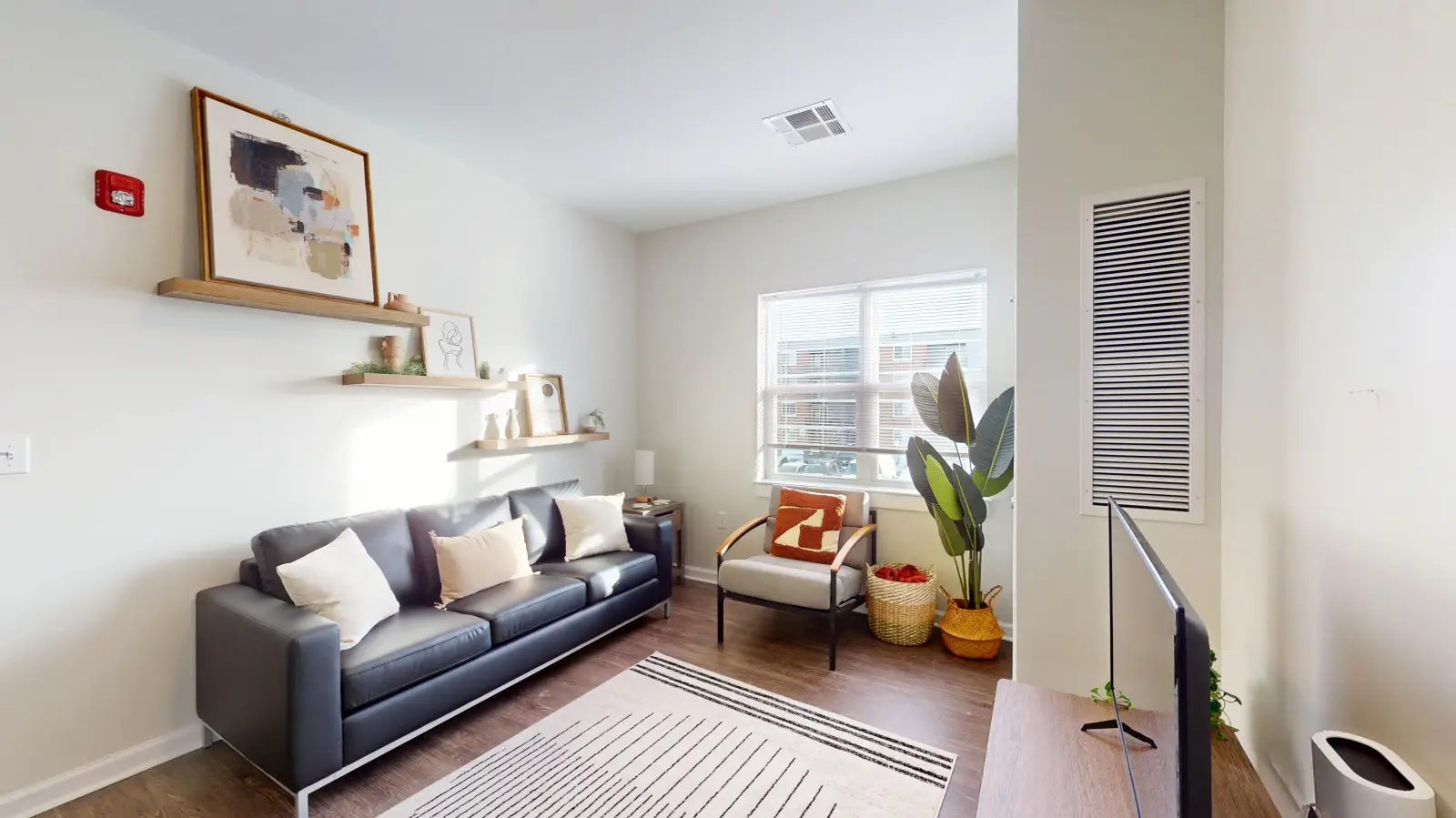 Merced Station Interior 